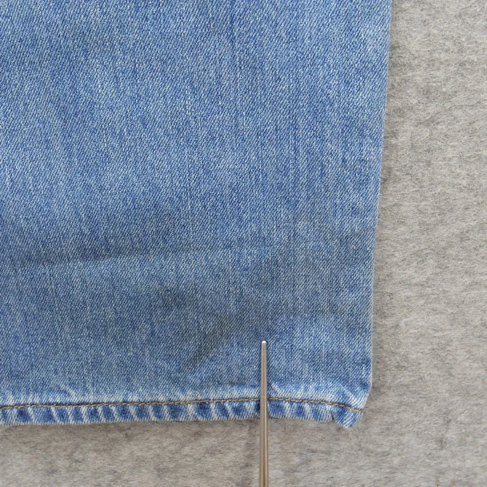 Levi's 505 Jeans Mens 38 Regular Fit Straight Leg Medium Wash Mid Rise New